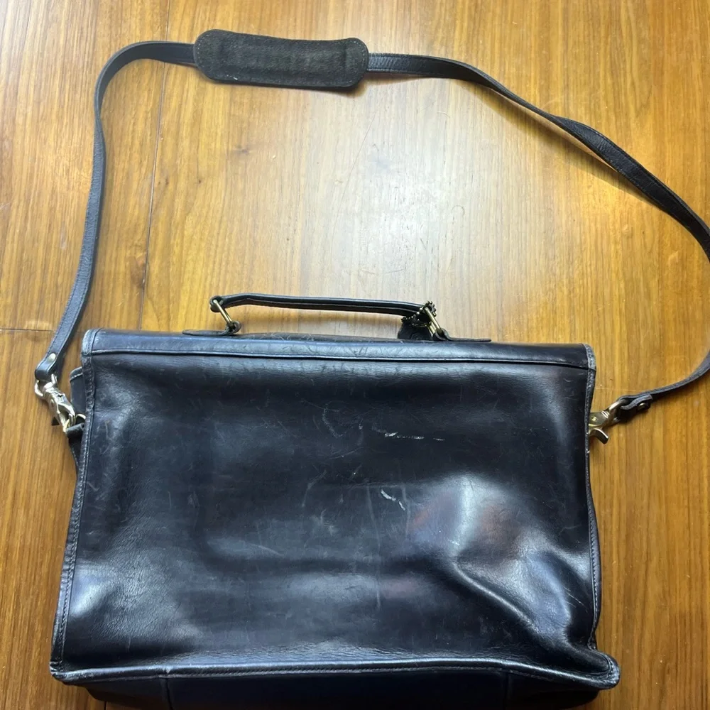 Vintage 1986 Coach Diplomat Attache Black Leather Briefcase Messenger Bag USA